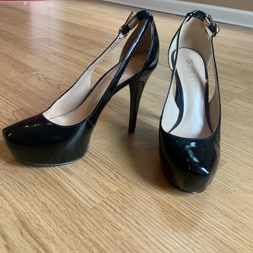 Black Patent High Heel Pumps